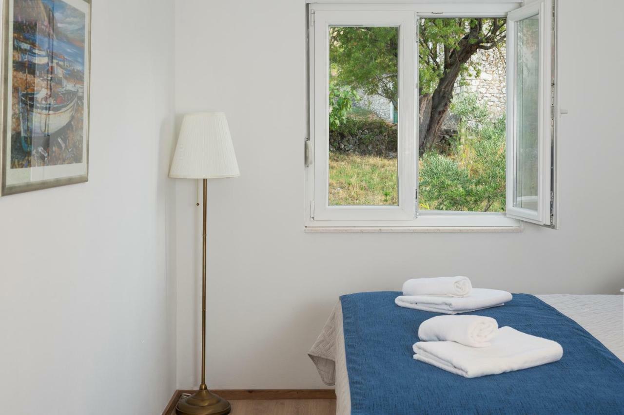 Sukošan Villa Village Idylle With Heated Pool, Sauna, Jacuzzy And Private Parking מראה חיצוני תמונה