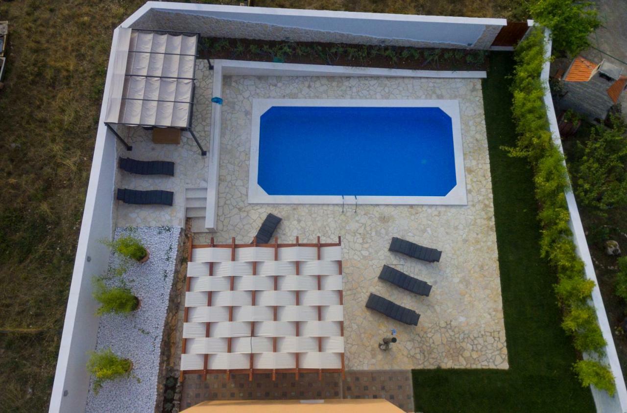 Sukošan Villa Village Idylle With Heated Pool, Sauna, Jacuzzy And Private Parking מראה חיצוני תמונה
